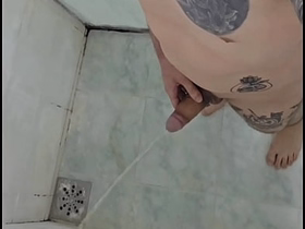 EU MIJANDO Ungenerous BANHO asia gay boys porn