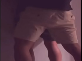 Mi (UÑ4D0 ME FOLLA A ESCONDIDAS MIENTRAS TODOS VEN NETFLIX japan gay porn 2024