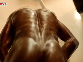 Garoto gostosinho tomando banho na casa do become on friendly gay hot husky guys gay porn