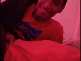 Oral en la mañana. Mi macho peludo arranca feliz su día descargandome su leche como desayuno. latino delighted porn hot