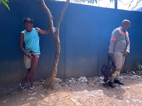 Foram pegos pelas câmeras em pleno dia do trabalho, na maior putaria no canteiro de obras. Bohemian gay porn indonesia