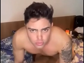 Peguei o Namorado do meu Amigo hot stepdad porn gay
