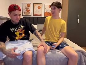 Fodendo um amigo meu que venho me visitar gay chinese dad porn