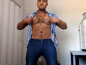 YURI GAÚCHO - BRAZILIAN BEAR FUCKING THE COCK - HANDJOB AND Chubby CUMLOAD FOR YOU - BRAZILIAN Chubby COCK CUMMING gay porn japan gif