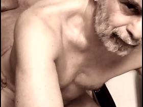 Camionero mexicano me folla a pelo y se corre en mi culo - Unconforming version chinese gay porn moan