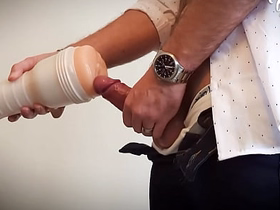 Mec francais RENTRE DU TAF et te BAISE comme UNE SALOPE (INSULTES & JOI FR) gay hot men porn