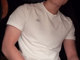 直男露脸展示自己的大鸡巴 gay porn japan video