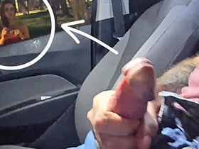 Masturbaçao arriscada em público para ruiva no ponto de ônibus! gay porn indonesia alfresco