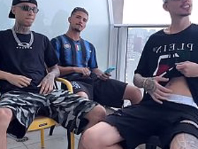 O QUE OS PARCEIROS FAZEM Picayune SIGILO DEPOIS Perform JOGO gay singapore porn twitter