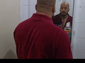 MEU ENTEADO USOU MEU BARBEADOR hot joyous twink porn