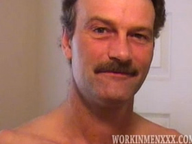 Mature Man Richard Beats Off taiwan young gay porn